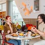 Adagio Access Centre Hotel apartamentowy 3*