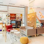 南锡中心阿德吉奥阿克瑟斯公寓式酒店 3*