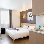 Hotel apartamentowy Adagio Access Centre 3*
