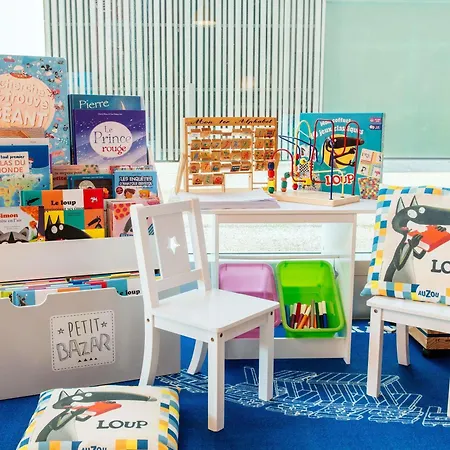 Adagio Access Centre Апарт-отель