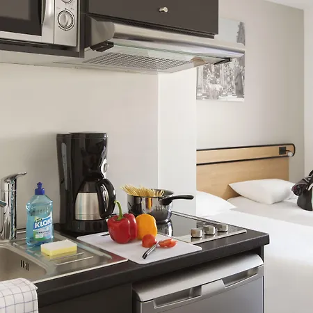 Apart Otel Adagio Access Centre 3*