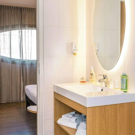 Adagio Access Centre Апарт-отель Нанси