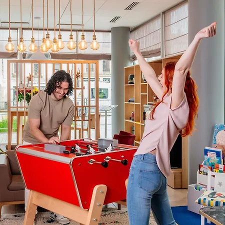 南锡中心阿德吉奥阿克瑟斯公寓式酒店 3*