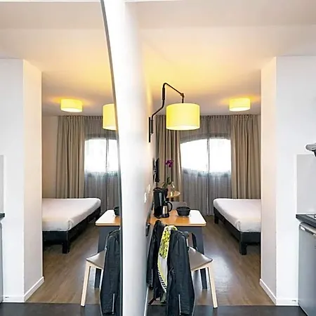 Adagio Access Centre מלון דירות נאנסי