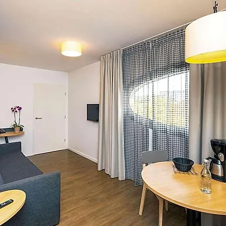מלון דירות Adagio Access Centre