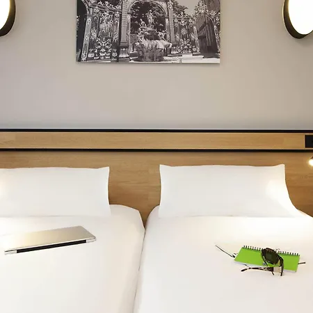 Adagio Access Centre Apart-hotel
