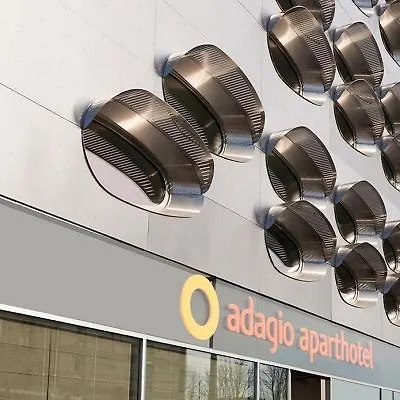Apartahotel Adagio Access Centre 3*