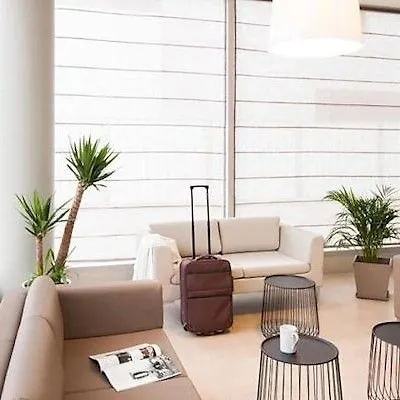 Adagio Access Centre Apart Otel 3*