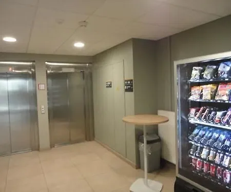 Adagio Access Centre Apart-hotel 3*