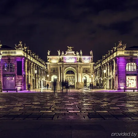 Adagio Access Centre Апарт-отель Нанси