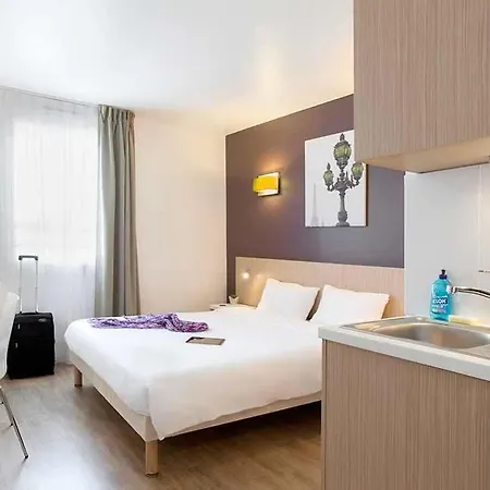 Apart-hotel Adagio Access Centre 3*
