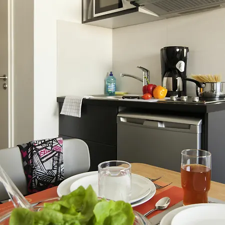 Adagio Access Centre