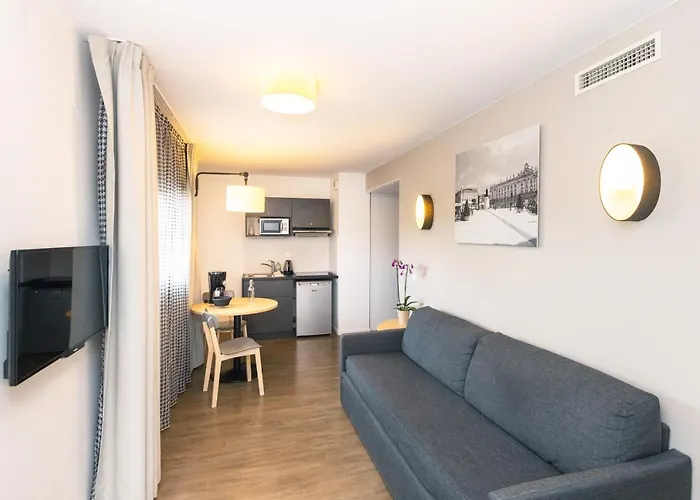 Aparthotel Adagio Access Centre 3*