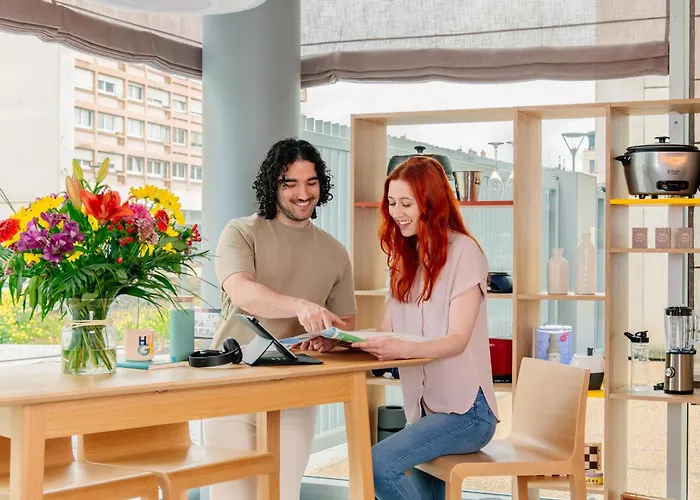 Aparthotel Adagio Access Centre