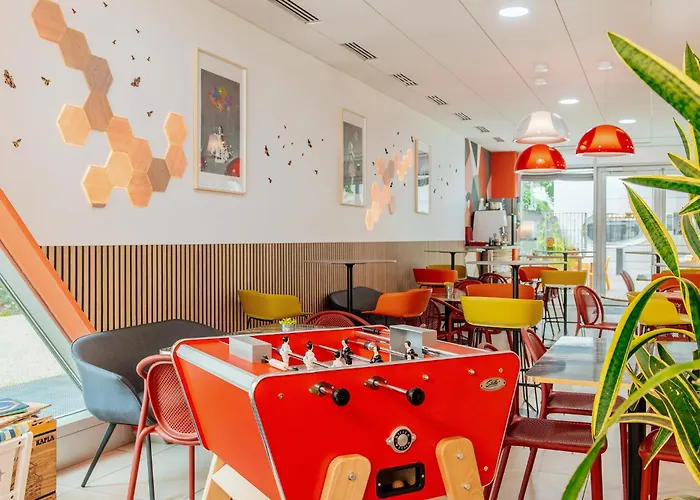 南锡中心阿德吉奥阿克瑟斯公寓式酒店 3*