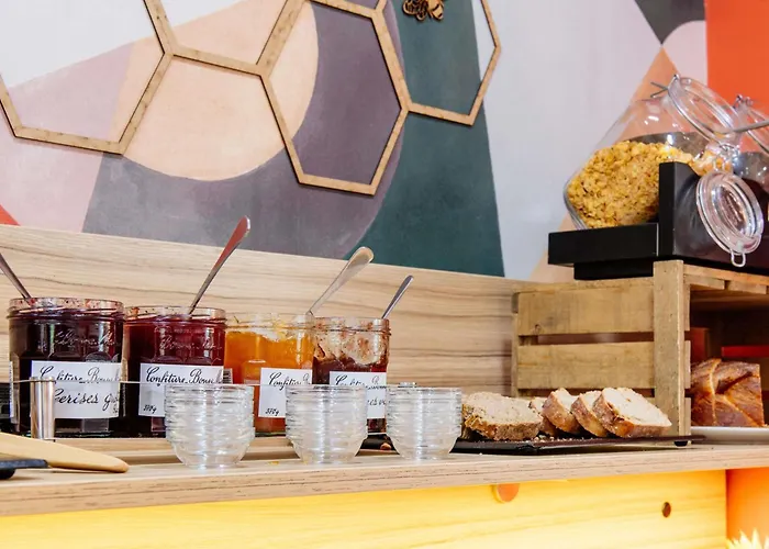 南锡中心阿德吉奥阿克瑟斯公寓式酒店