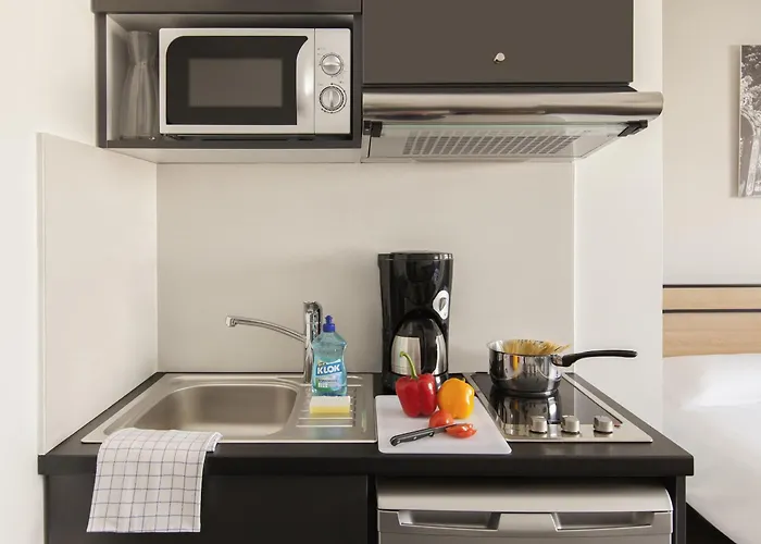 Adagio Access Centre