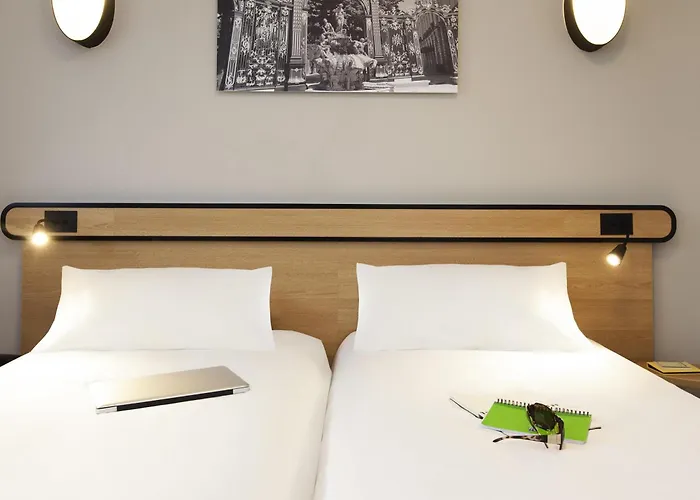 Adagio Access Centre 3*