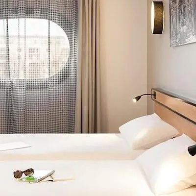 Adagio Access Centre Νανσύ